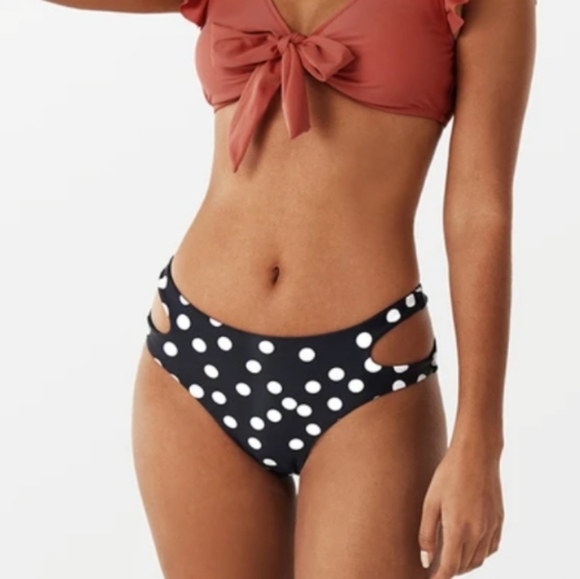 Cupshe bikini bottom - Picture 3 of 3